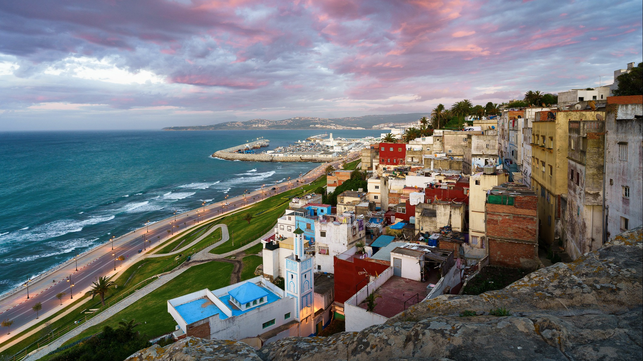 Tanger, ville stratégique pour logiciels métiers et automatisation